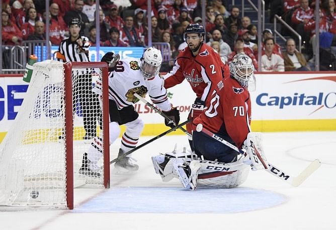 Capitals win 3rd straight game, top Blackhawks 4-2