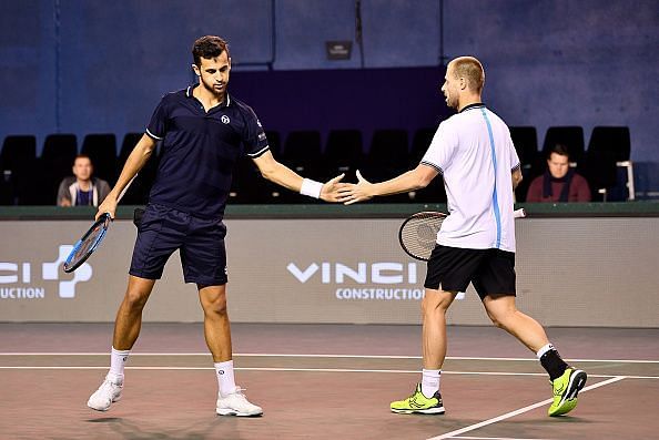 Mate Pavic (L) and Oliver Marach