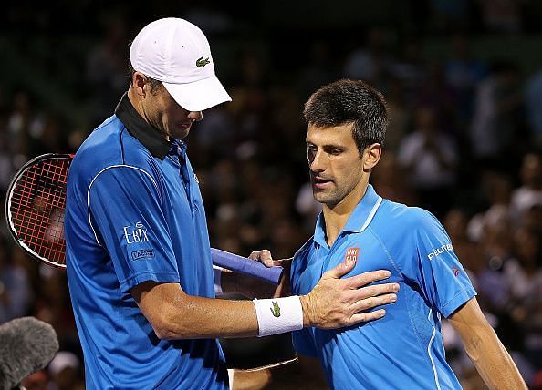 Djokovic is the overwhelming favourite to defeat Isner in Nitto ATP Finals