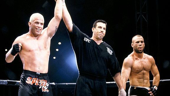 Tito Ortiz bested Wanderlei Silva to win the Middleweight Championship