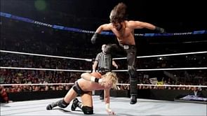 WWE के 3 सबसे खतरनाक फिनिशिंग मूव्स