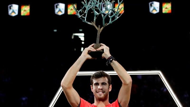 Khachanov with the trophy