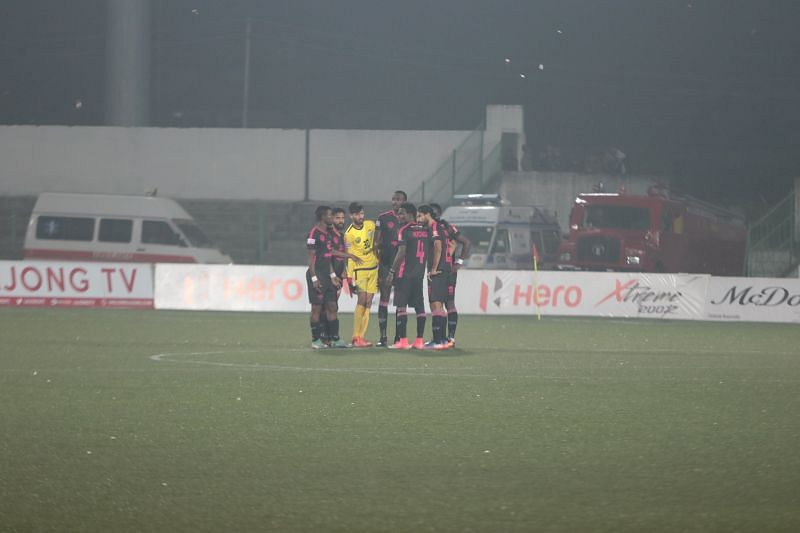 Even players were puzzled when the Minerva Punjab coach tried to make three substitutions prior to the second half kick-off