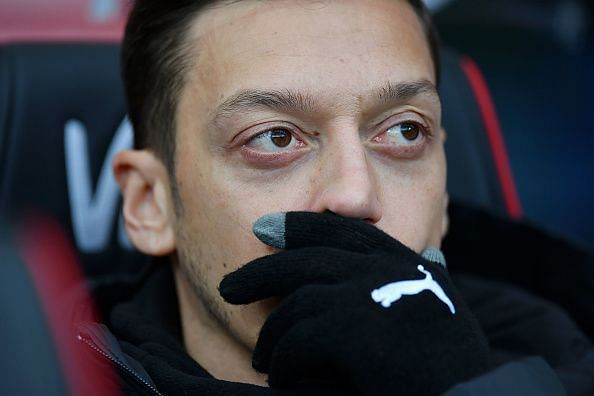 Ozil&#039;s absence provided the room for Emery to field three centre backs