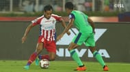 Ricky's imposing figure in the left back makes it difficult for the opposing teams to cut past him (credits-indiansuperleague.com)