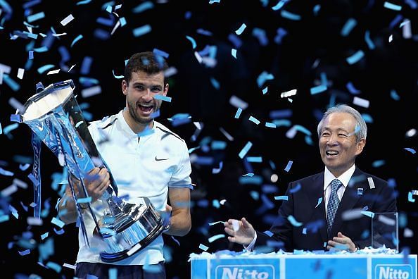 Grigor Dimitrov with the 2017 Nitto ATP World Tour Finals Trophy