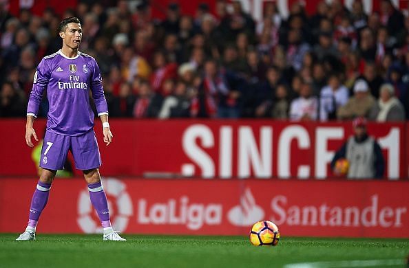 Juventus boss Allegri decides Cristiano Ronaldo will no longer take all free-kicks