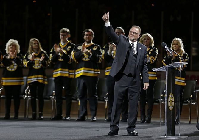 Boston Bruins retire Rick Middleton's No. 16