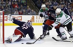 Bobrovsky stands tall as Blue Jackets beat Stars 4-1
