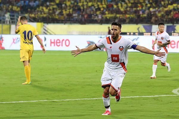 Coro is showing no mercy towards the oppositions [Image: ISL]