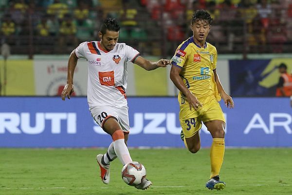 Can Seriton Fernandes (left) solve India&#039;s right-back conundrum? [image: ISL]