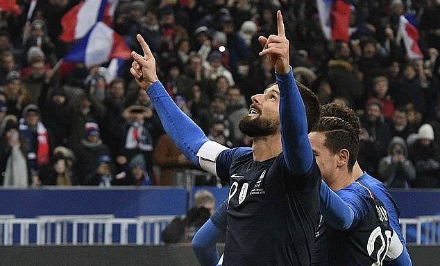 France beat Uruguay again as Giroud makes the difference from the spot