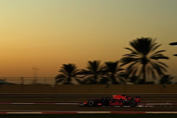 Abu Dhabi GP: Mercedes front line lock-out, Alonso's retirement dominate the final race of the season