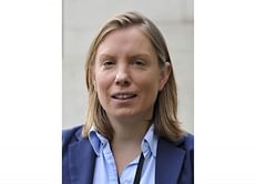 UK sports minister quits over delays to gambling reform