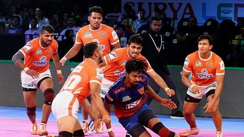 Chandran in action. [Picture Courtesy: ProKabaddi.com]