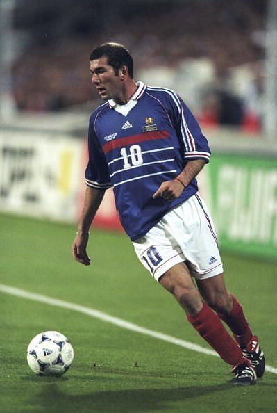 Zinedine Zidane scored a brace to help France to the 1998 World Cup