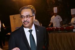 Pak high commissioner welcomes hockey team in India