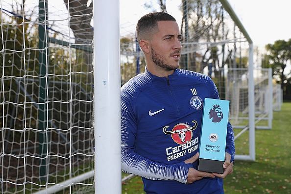 Eden Hazard Wins the EA Sports Player of the Month Award - September 2018