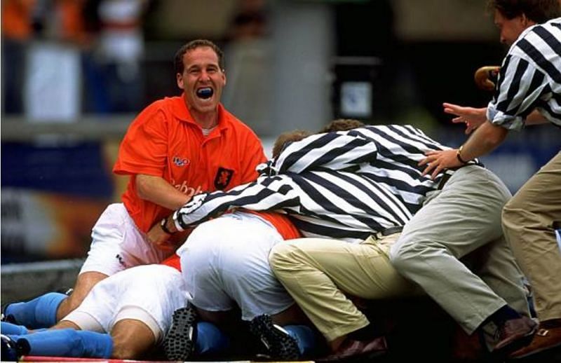 FIH World Cup 1998: Dutch players celebrate as they win the World Cup