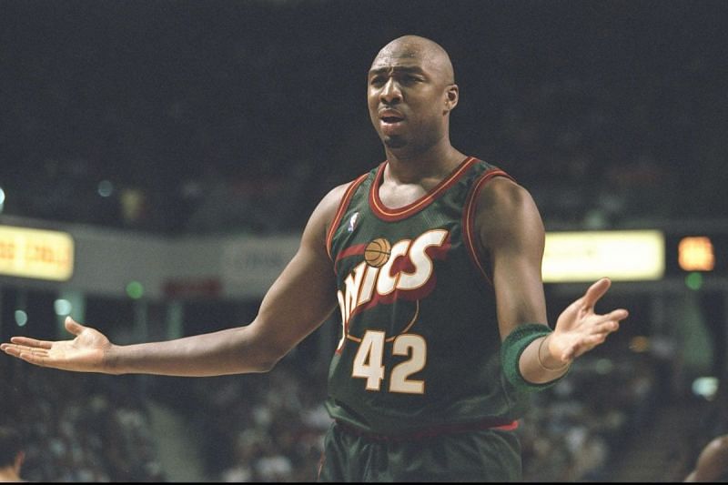 Vin Baker was a 4-time consecutive All-Star. Credit: Sonics Rising