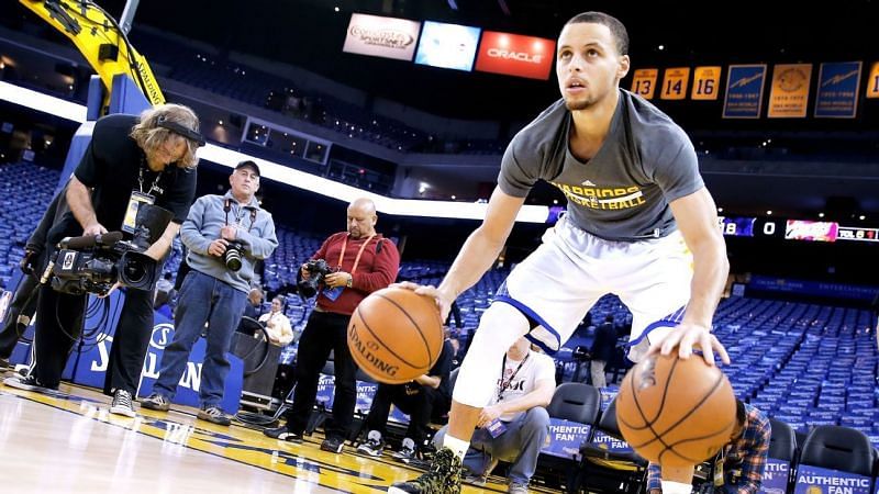 Steph Curry in a pre-game practice session