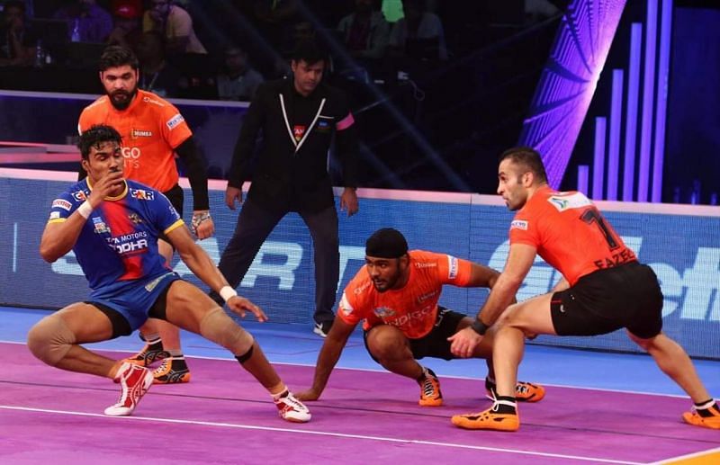 Surinder Singh&#039;s advance tackle attempts