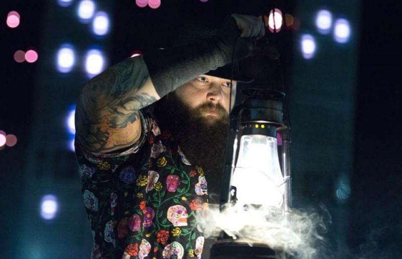 Bray Wyatt needs to return to WWE as a face
