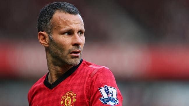 2 players who have won more than 10 domestic league titles in a top European league