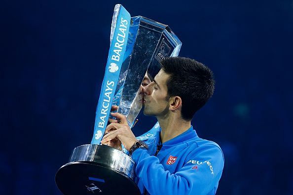 Djokovic lifts his 4th straight Barclays ATP World Tour Finals trophy in 2015