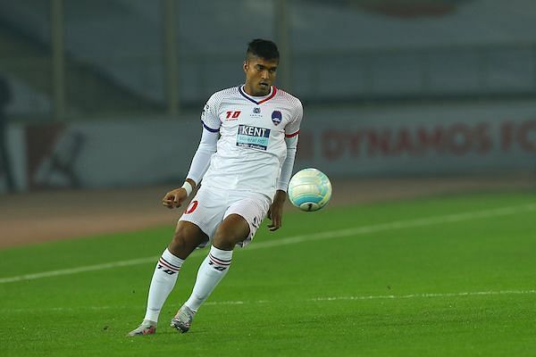 Pritam Kotal in action for Delhi Dynamos