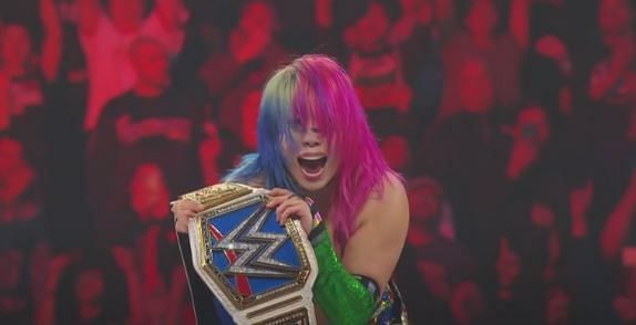 Asuka won the SmackDown LIVE women&#039;s championship in an outstanding fight
