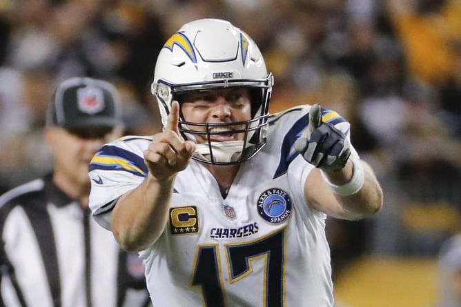 Rivers rallies Chargers past Steelers 33-30