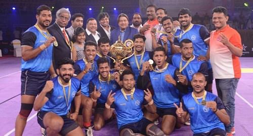 Maharashtra defeated Services to win the Senior Nationals 2017-18.