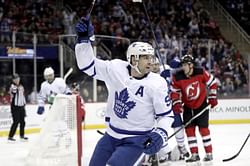 Tavares, Matthews, Marleau score in first, Leafs beat Devils