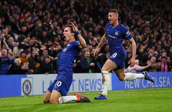 David Luiz celebrates after scoring his side&#039;s second goal