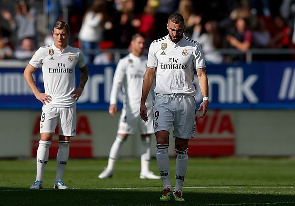 Dejected Real Madrid players after loss to Eibar