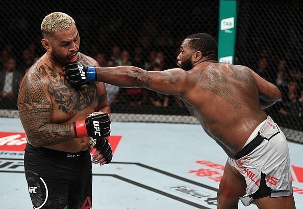 Mark Hunt had more than he wanted of Justin Willis