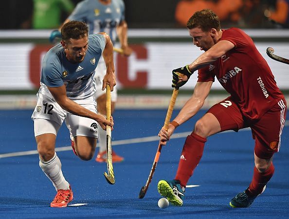 England and Argentina played a thrilling opening quarter