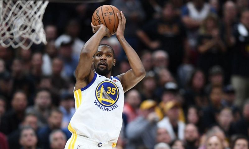 Kevin Durant pulls up from his signature dagger spot from deep in Cleveland.