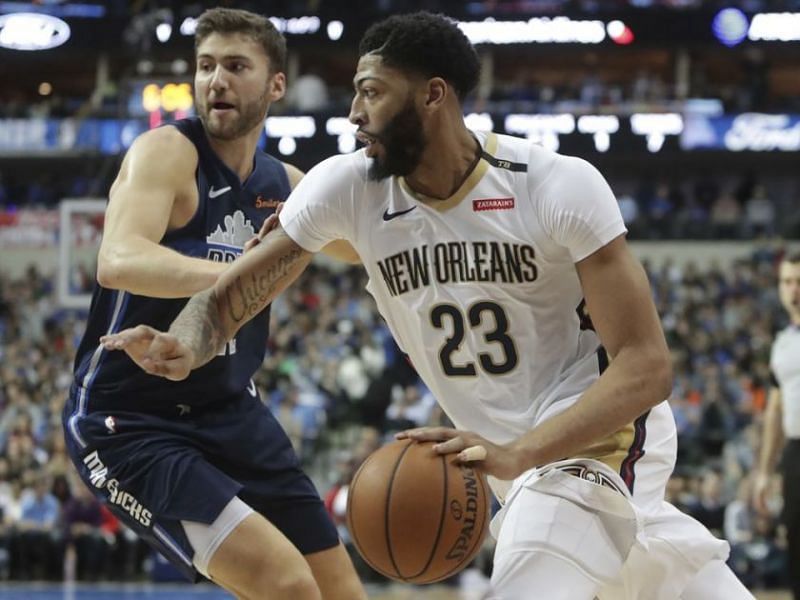 Anthony Davis against the Dallas Mavericks