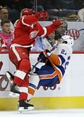 Islanders rally from 2-goal deficit, beat Red Wings 3-2
