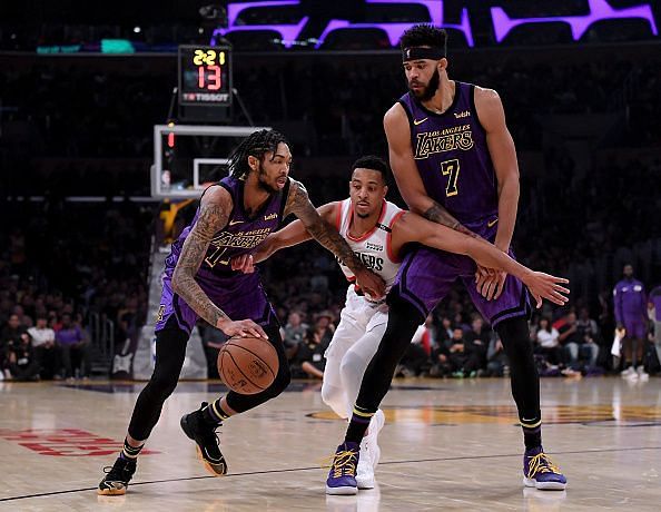 Portland Trail Blazers v Los Angeles Lakers