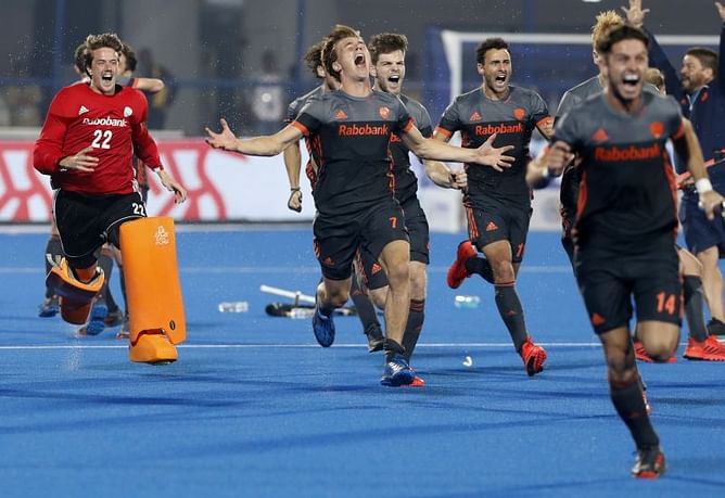 Dutch edge Australia to face Belgium in field hockey final