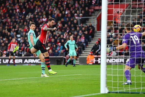 Koscielny&#039;s first Premier League start since April was not an easy ride