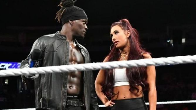 WWE Rumors: WWE planning a huge swerve at The Royal Rumble?