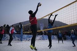 US teams to play in European snow volleyball tour