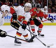 Monahan, Lindholm lead Flames past Blackhawks 3-2