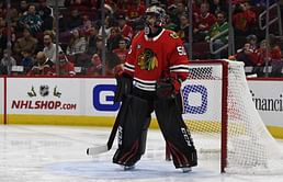 Blackhawks goalie Corey Crawford suffers a concussion