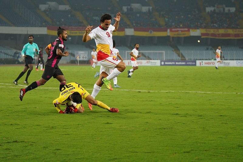 Minerva started taking their presence felt in and around East Bengal box