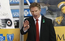 Flyers fire coach Dave Hakstol, Gordon interim replacement